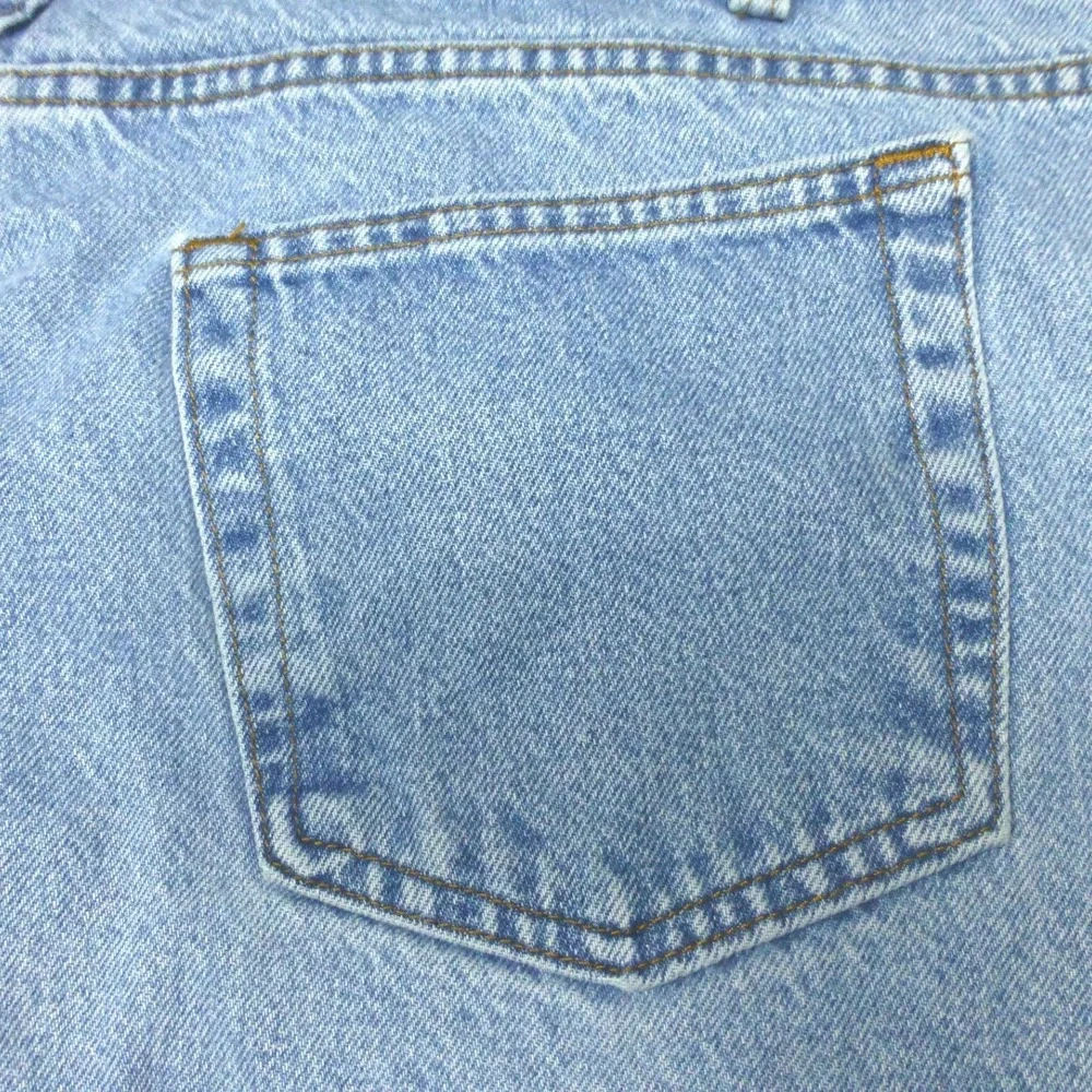 Kirkland Signature Mens Light Wash Straight Leg Cotton Denim Jeans 42x30